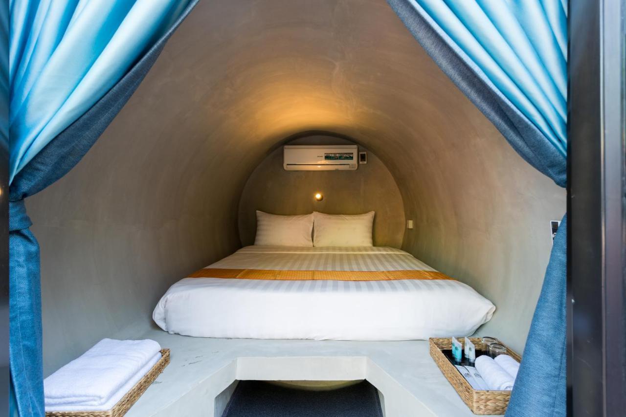 White Rabbit Hostel Сием Рип Экстерьер фото