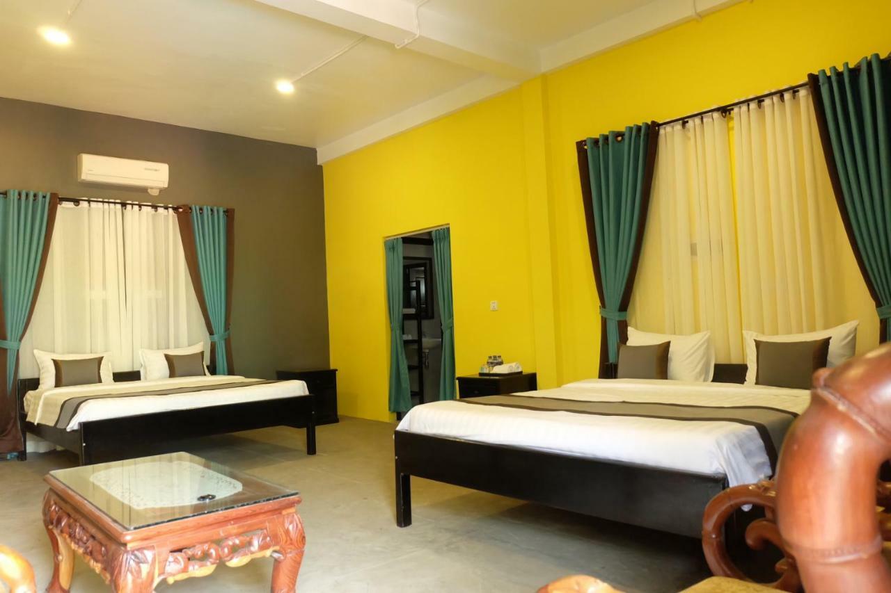 White Rabbit Hostel Сием Рип Экстерьер фото